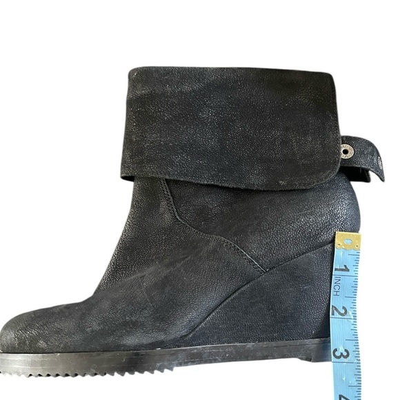 Eileen Fisher Black Soft Leather Fold Over Wedge Heel Winter Bootie Women's 7 - Picture 7 of 9